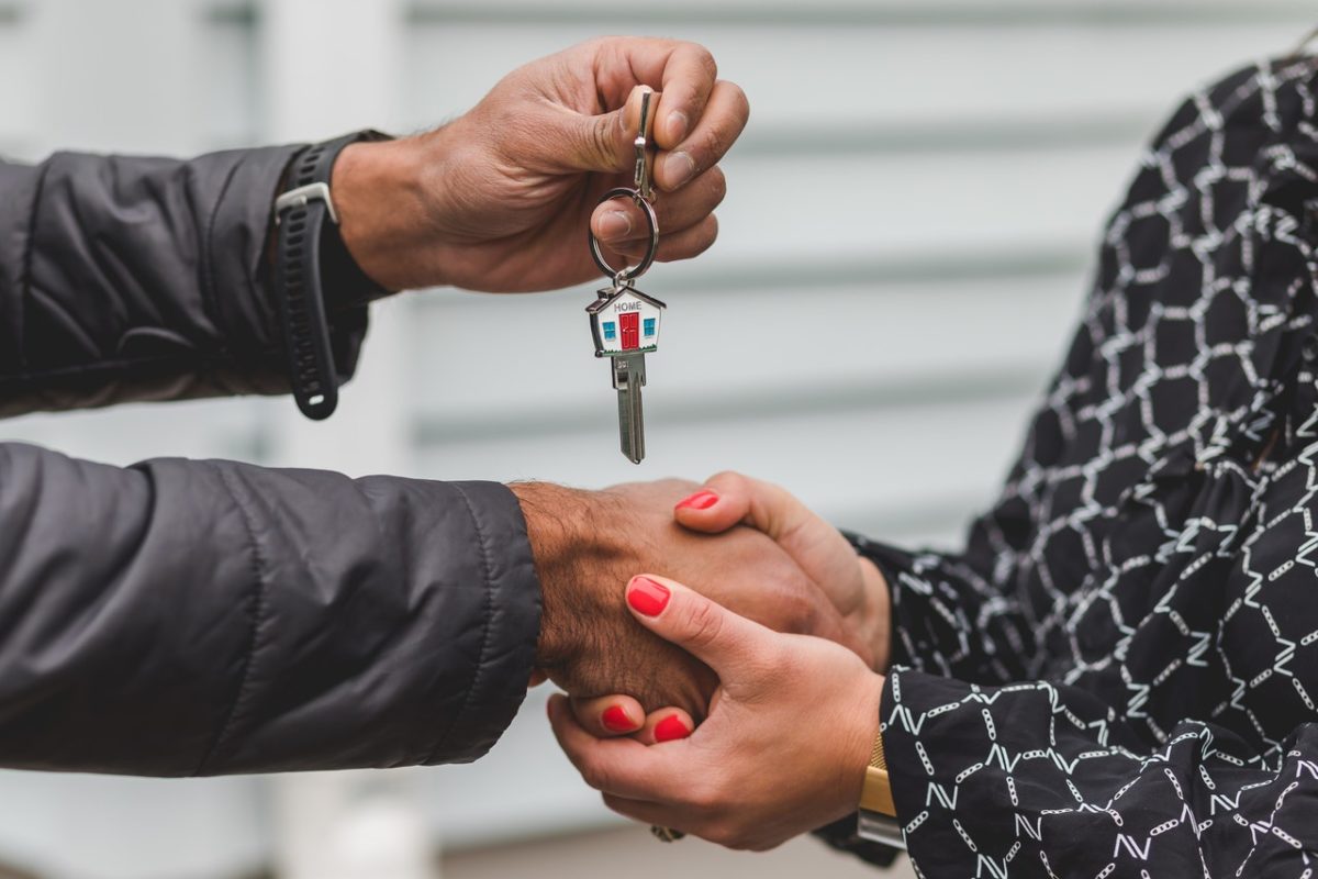 7 things to know before taking out your first mortgage